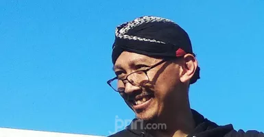 Sebut Islam Agama Arogan, Abu Janda Disuruh Belajar Ngaji Dulu