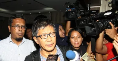 Rocky Gerung Curiga Istana Diam-diam Merancang Kudeta Demokrat