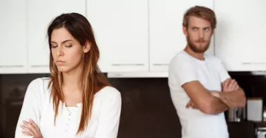 4 Alasan Pasangan Memilih Diam Meski Amarah Meluap-luap