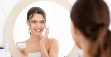 6 Cara Bedakan Krim Wajah Palsu Saat Beli di Toko Kosmetik
