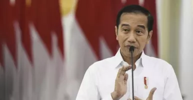 Pakar Bongkar Taktik Jokowi Pasang Risma dan Sandi di Kabinet