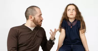 4 Cara agar Anak Mau Terbuka dengan Orang Tua