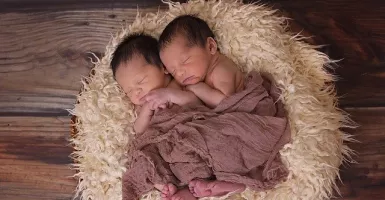 Inspirasi Nama Bayi Kembar Perempuan, Artinya Cantik Banget
