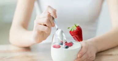 Memang Sehat, Tapi Ketahui Batas Aman Makan Yoghurt dalam Sehari
