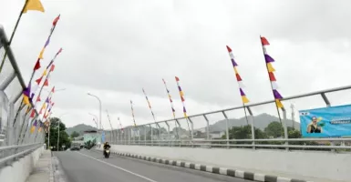 Resmikan Jembatan Leuwigajah, Ridwan Kamil: Permudah Akses Warga