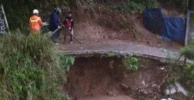 Longsor, Banjir, Hingga Puting Beliung Terjadi di Sukabumi, Ngeri