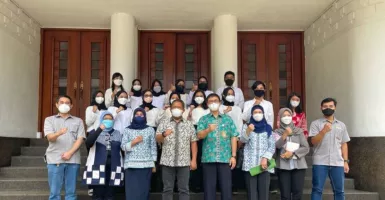 13 Perawat dikirimkan Kota Bandung ke Jepang, Gajinya WOW