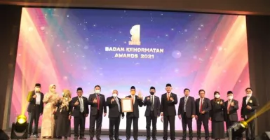 10 Anggota DPRD Jabar Raih BK Award 2021, Kinerjanya Luar Biasa