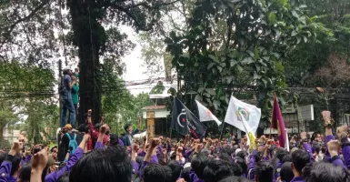 Ribuan Mahasiswa Se-Bogor Raya Beri Warning untuk Presiden Jokowi