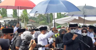 Keren Banget! Ridwan Kamil Bangun Masjid di Dekat Pemakaman Eril