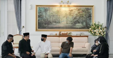 Sandiaga Uno Bertemu Ridwan Kamil untuk Mengucapkan Belasungkawa