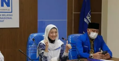 Artis Desy Ratnasari Siap Maju di Pilgub Jabar 2024