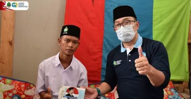 Ridwan Kamil Kunjungi Remaja di Karawang, Kondisinya Bikin Sedih