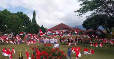 Sambut HUT Ke-77 RI, Gedung Perundingan Linggarjati Dihiasi Ribuan Bendera Merah Putih