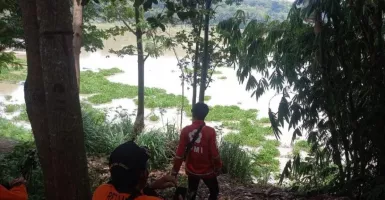 Nenek Berusia 83 Tahun di Cianjur Terbawa Arus Sungai Cisokan