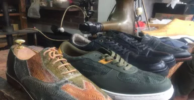 Unik! Di Bandung Ada Produsen yang Membuat Sepatu dari Kulit Ceker Ayam