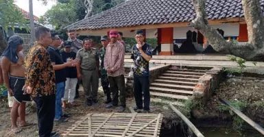 Warga Buru Harta Karun, Situs Benggala Benggali di Indramayu Rusak