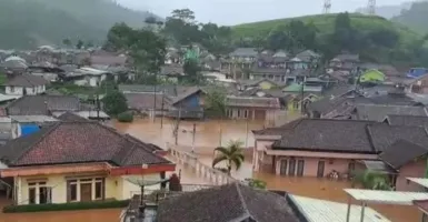 Banjir di Cianjur: Ratusan rumah Terendam, 5 Desa Terdampak