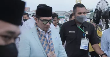 Tampil Keren, Brand Busana Muslim Lokal Ikut Mejeng di Peresmian Masjid Al Jabbar