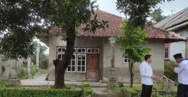 Densus 88 Tangkap Penjual kerupuk kemplang di Cirebon