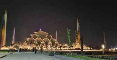Asyik, Masjid Raya Al Jabbar Sediakan 4.000 Paket Takjil Gratis