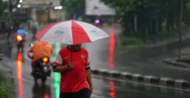 Kabar BMKG Cuaca Jabar Hari ini, Daerah Berikut Berpotensi Hujan Petir