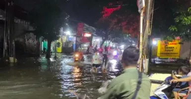 Hujan Sejak Sore, Sejumlah Lokasi di Kota Semarang Tergenang