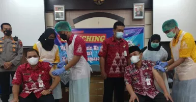 Bupati Awali Penyuntikan Vaksin Booster di Kabupaten Semarang