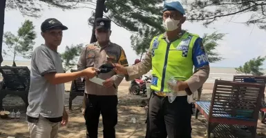 Cegah Omicron, Pengunjung Pantai Jodo Batang Diminta Patuh Prokes