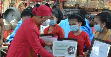 Tampil Apik, 6 Waranggana Cilik Jepara Diganjar Penghargaan