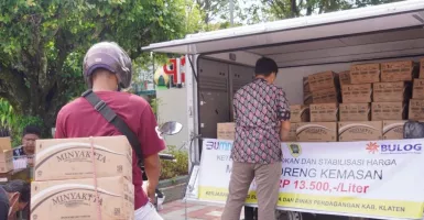 Operasi Pasar Minyak Goreng Klaten, Tiap UMKM Dijatah 2-5 Karton