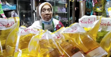 Operasi Pasar Pemkot Solo: 3.000 Liter Minyak Goreng Ludes 2 Jam