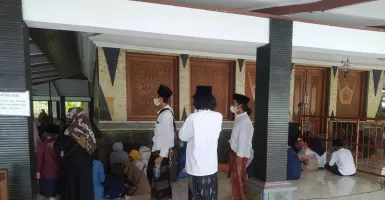 Peziarah Makam Sunan Kalijaga Naik Jelang Ramadan, Ini Tujuannya