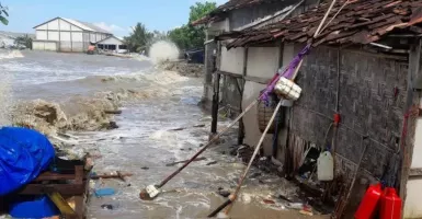 Puluhan Rumah di Pati Terendam Banjir Rob