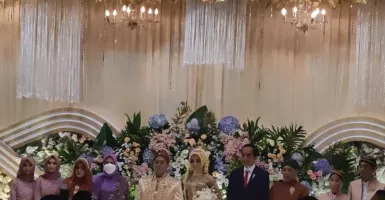 Presiden Jokowi Hadiri Pernikahan Putra Guru Ngajinya Gus Karim