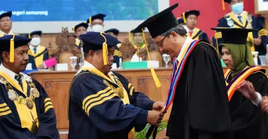 Guru Besar Unnes Bertambah 3, Rektor Ingatkan Visi Pelopor