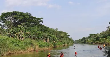 Terpeleset dan Jatuh ke Sungai Bengawan Solo, Remaja Asal Sukoharjo Belum Ditemukan