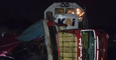 KA Kahuripan Tertabrak Truk di Cilacap, Perjalanan KA Lintas Selatan Jawa Terlambat