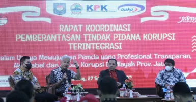 OTT KPK Marak di Jawa Tengah, Peringatan Ganjar Tegas!