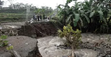 BMKG: Waspada Hujan Lebat hingga Ekstrem di Jawa Tengah Selatan