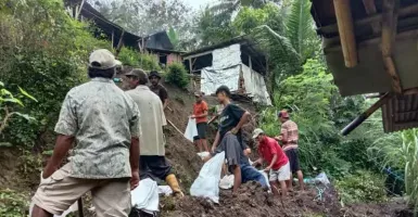 Waspada! Puluhan Rumah di Kebumen Terancam Tanah Bergerak