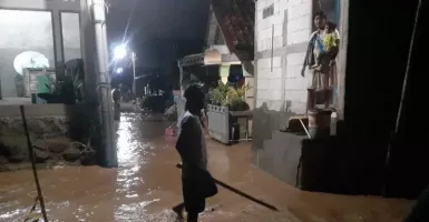 Hujan Deras, Sejumlah Titik di Semarang Banjir dan Longsor