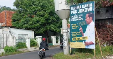 Baliho Ucapan Terima Kasih kepada Presiden Jokowi Marak di Solo, Gibran: Melanggar Aturan Tak Copot
