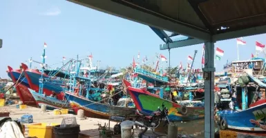 Cuaca Buruk Bikin Nelayan Tak Melaut, Tempat Pelelangan Ikan di Batang Sepi
