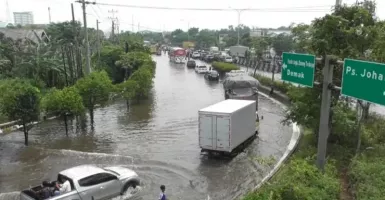 Kaligawe Kerap Banjir, Pak Bas Desain Ulang Tol Semarang-Demak Seksi 1
