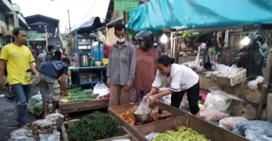 Jualan di Bahu Jalan dan Bikin Macet, Pedagang Pasar Bitingan Kudus Direlokasi