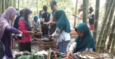 5 Pasar Tradisional Unik di Jawa Tengah yang Wajib Dikunjungi