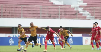 Persis Solo Babak Belur di Tangan Bhayangkara FC, Leonardo Minta Maaf