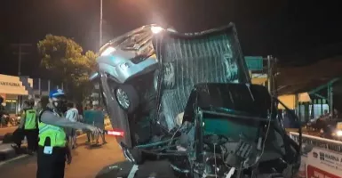 Brak! 6 Kendaraan Terlibat Kecelakaan Beruntun di Magelang, 1 Orang Terluka