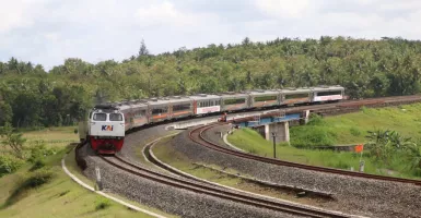 Akhir Pekan Jalan-Jalan ke Semarang! Ini Jadwal dan Harga Tiket KA Banyubiru